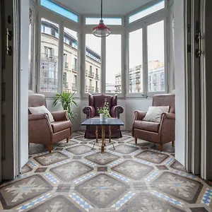 Apartment B21-apartamento Modernista Grupos, Barcelona